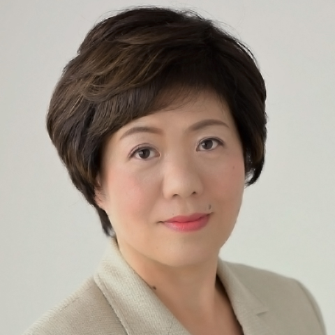 田川真千子
